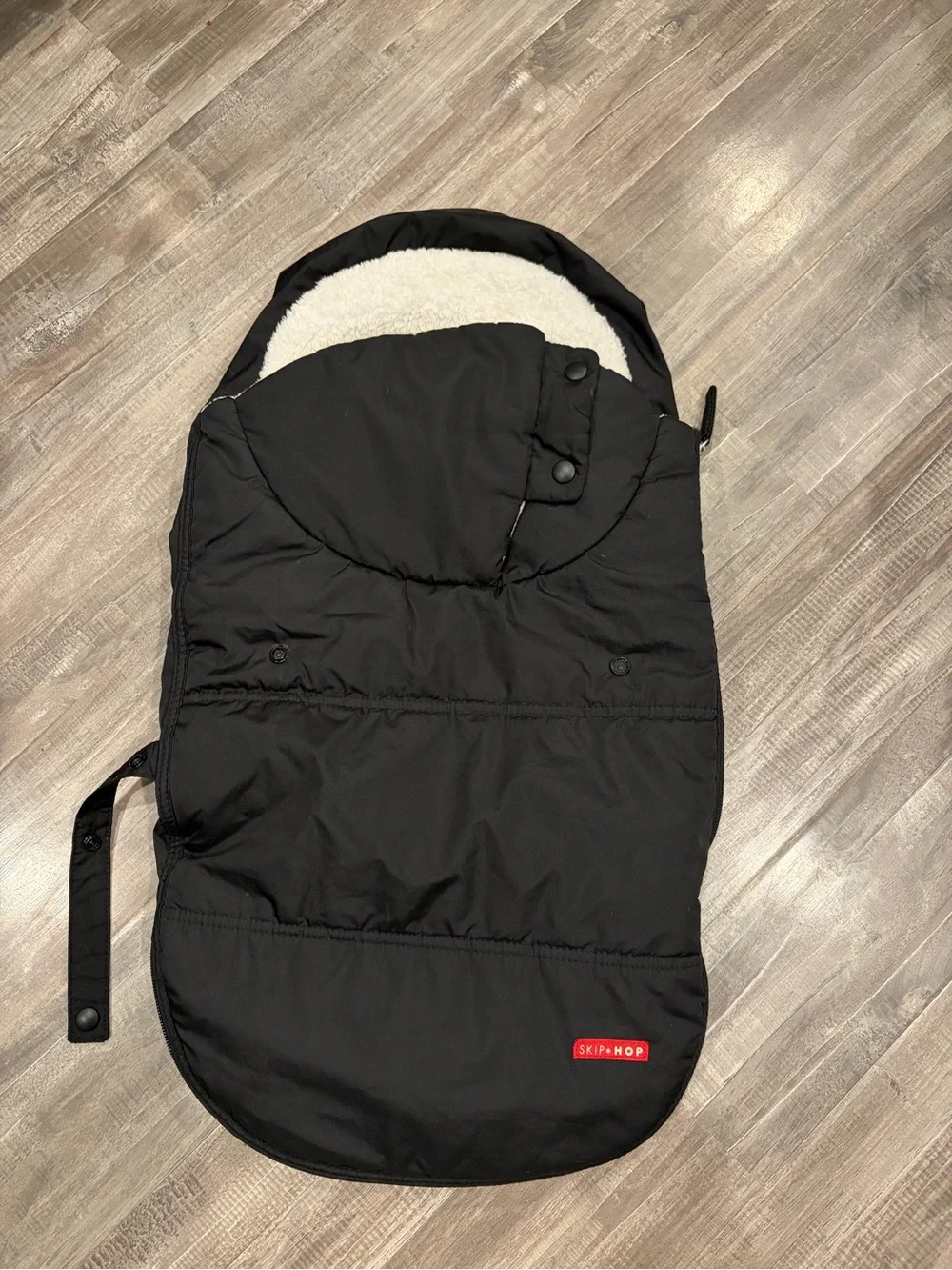 Skip Hop Black Cozy Infant Footmuff